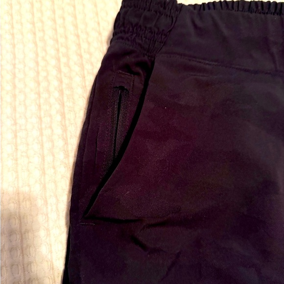 Black Athleta lined jogger. - Picture 3 of 6